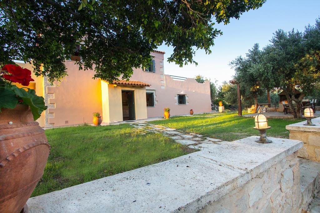 Villa Manoutsio Episzkopí Kültér fotó